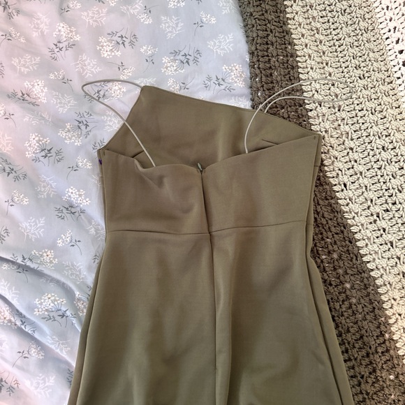 Olive green dress with slit women’s size medium - Picture 7 of 9